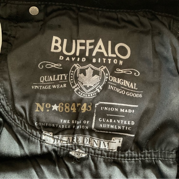 NWT Buffalo David Bitton Crinkled Straight Six Men’s Jeans Sz 42 x 34 - Picture 10 of 16